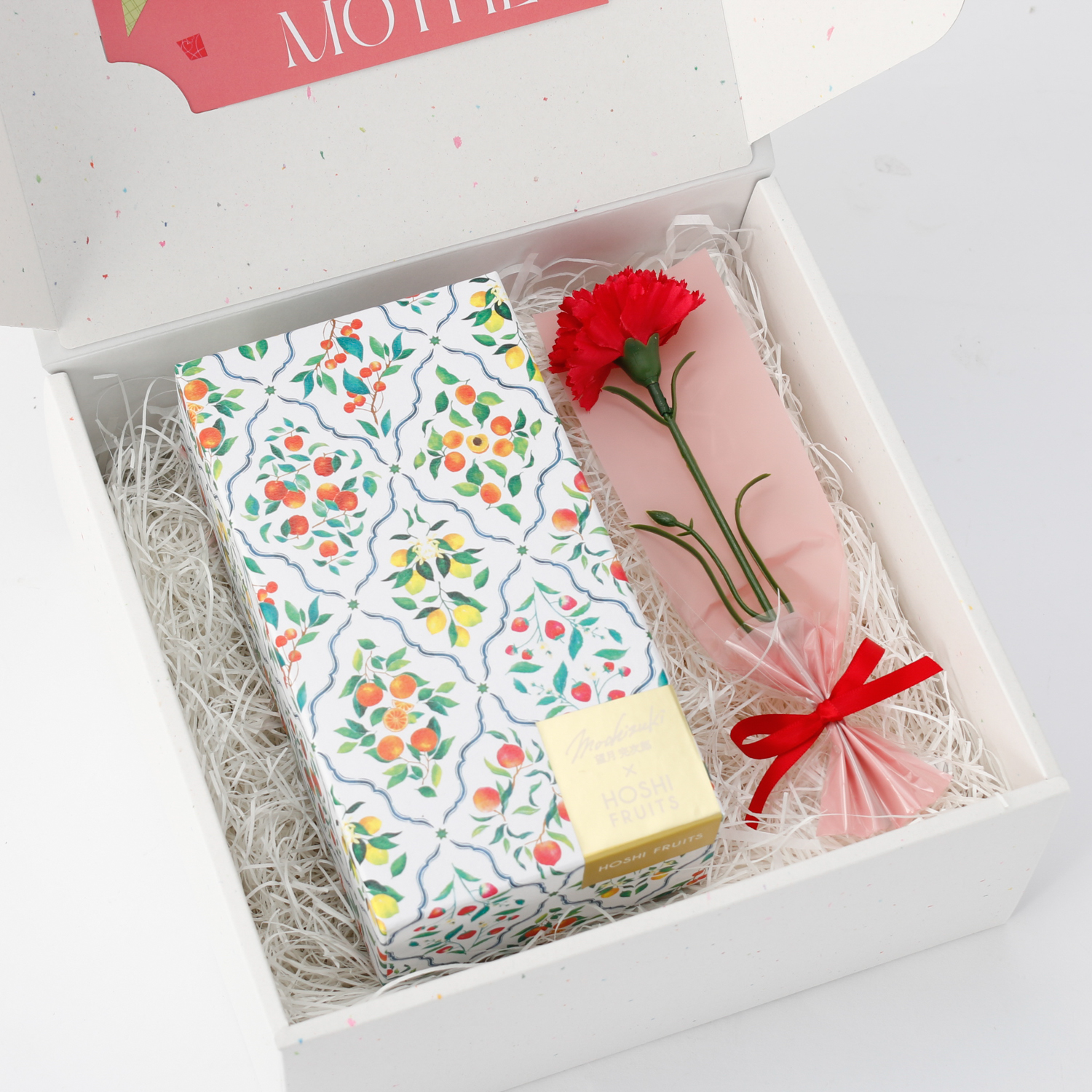 TANPおすすめ洋菓子とカーネーションのセット