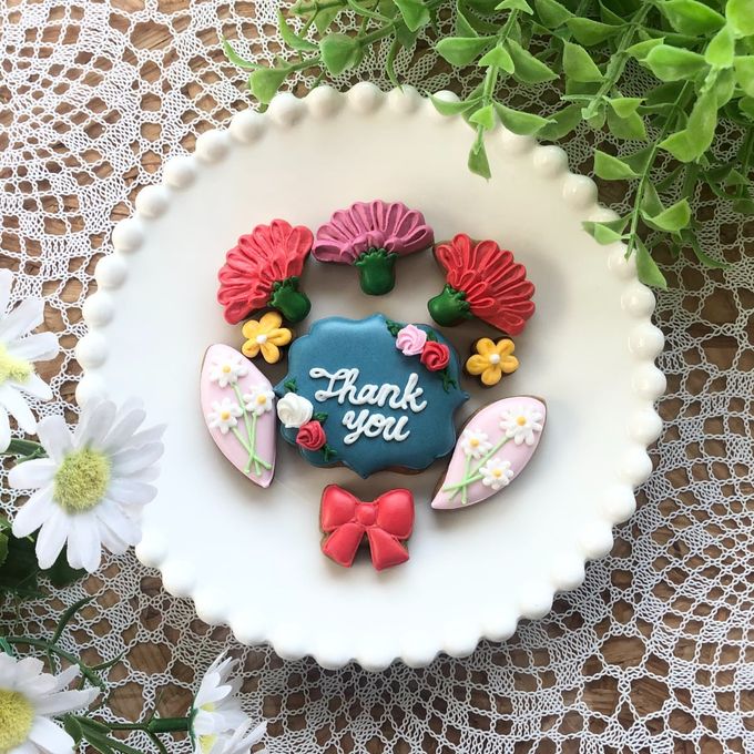 母の日缶 カラフルで可愛いアイシングクッキー＆ザクザククッキー缶