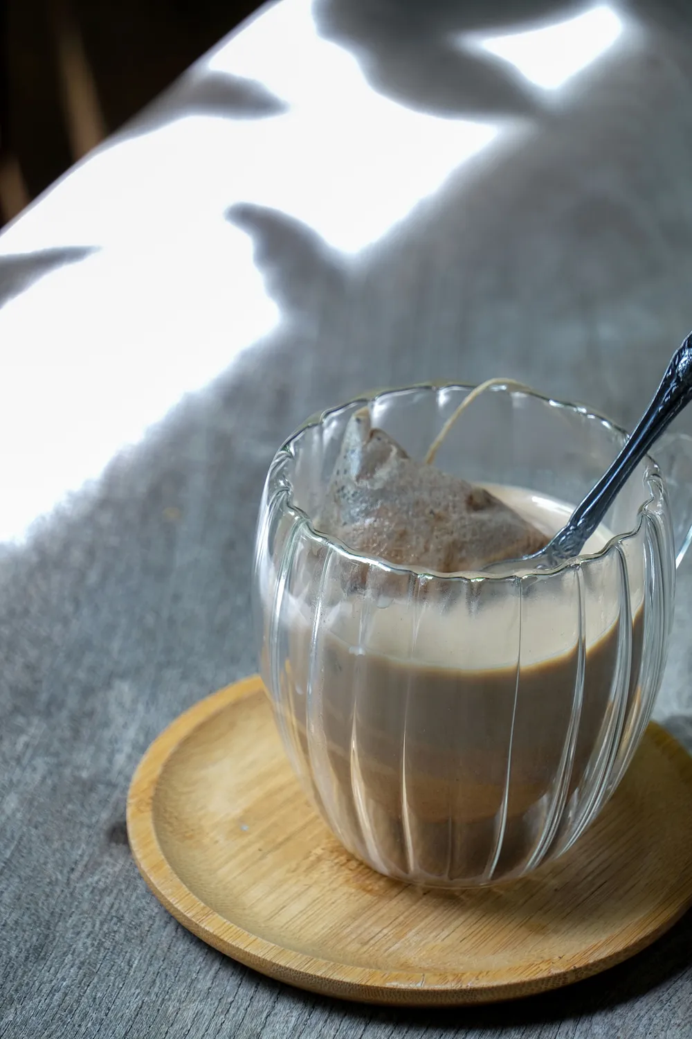 カフェラテ好きのためのコーヒーと牛柄マグのセット