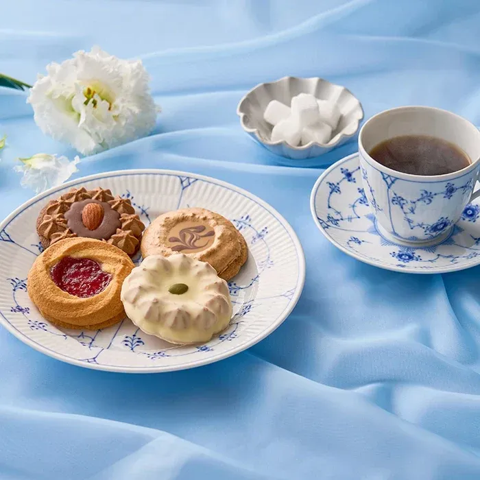 4種の焼き菓子＆ロイヤル コペンハーゲン ドリップコーヒー＆ティー 