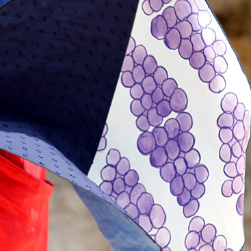 fukeru-眼鏡が拭けるハンカチ　fruits (Lサイズ)