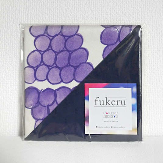 fukeru-眼鏡が拭けるハンカチ　fruits (Lサイズ)