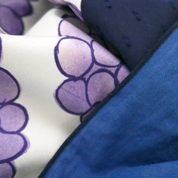 fukeru-眼鏡が拭けるハンカチ　fruits (Lサイズ)