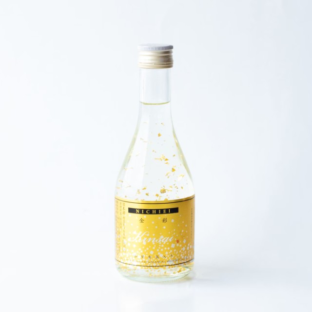 【結婚祝い】お二人の門出を祝う、金箔の日本酒と杉香る名入れ「祝」一合枡＆おつまみギフト