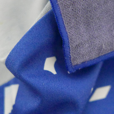 fukeru-眼鏡が拭けるハンカチ　fruits (Sサイズ)