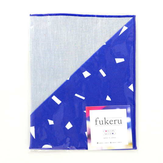 fukeru-眼鏡が拭けるハンカチ　fruits (Sサイズ)