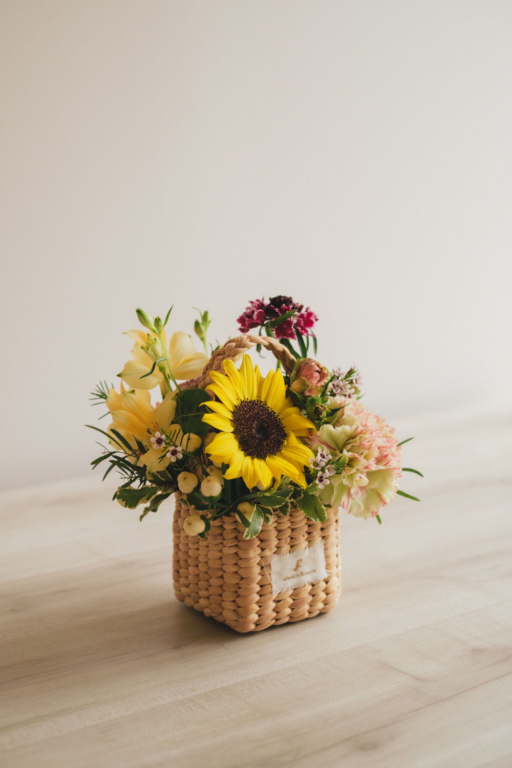 《夏季限定》Flower BAG No.3 ／スクエアカゴバッグ　トラッドイエロー／生花