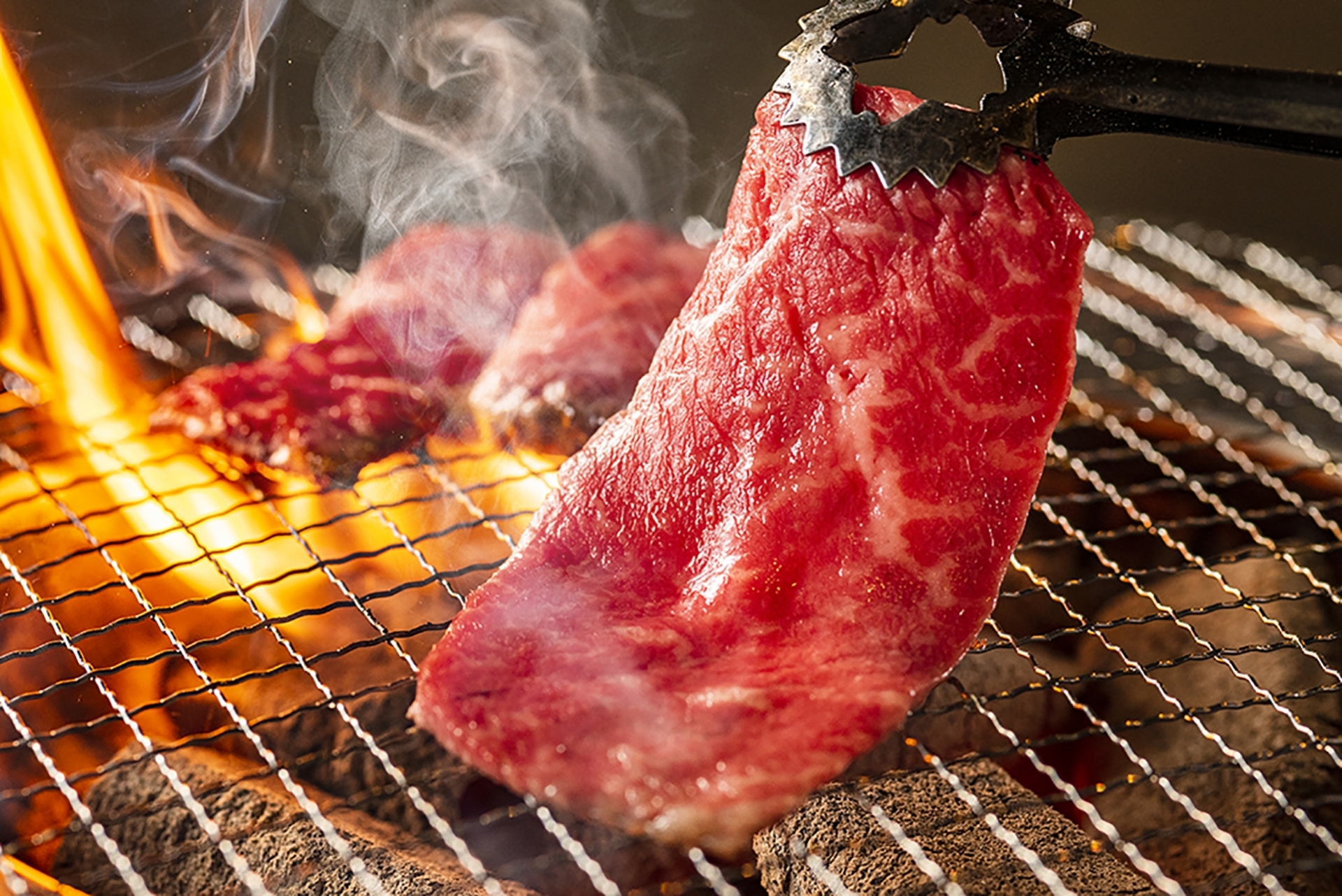 日本三大和牛を味わう焼肉セット（神戸牛・松坂牛・近江牛 各200g）