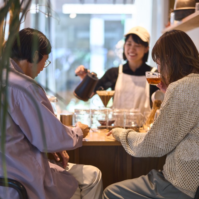 野草男とハーブ女のティータイム