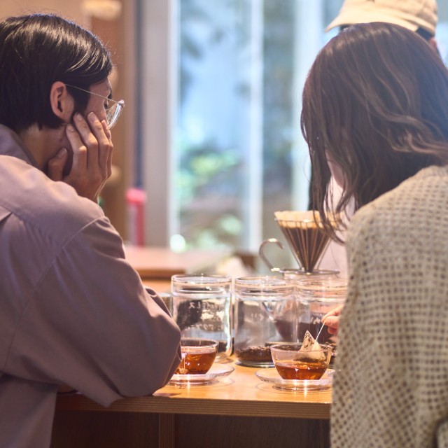 野草男とハーブ女のティータイム