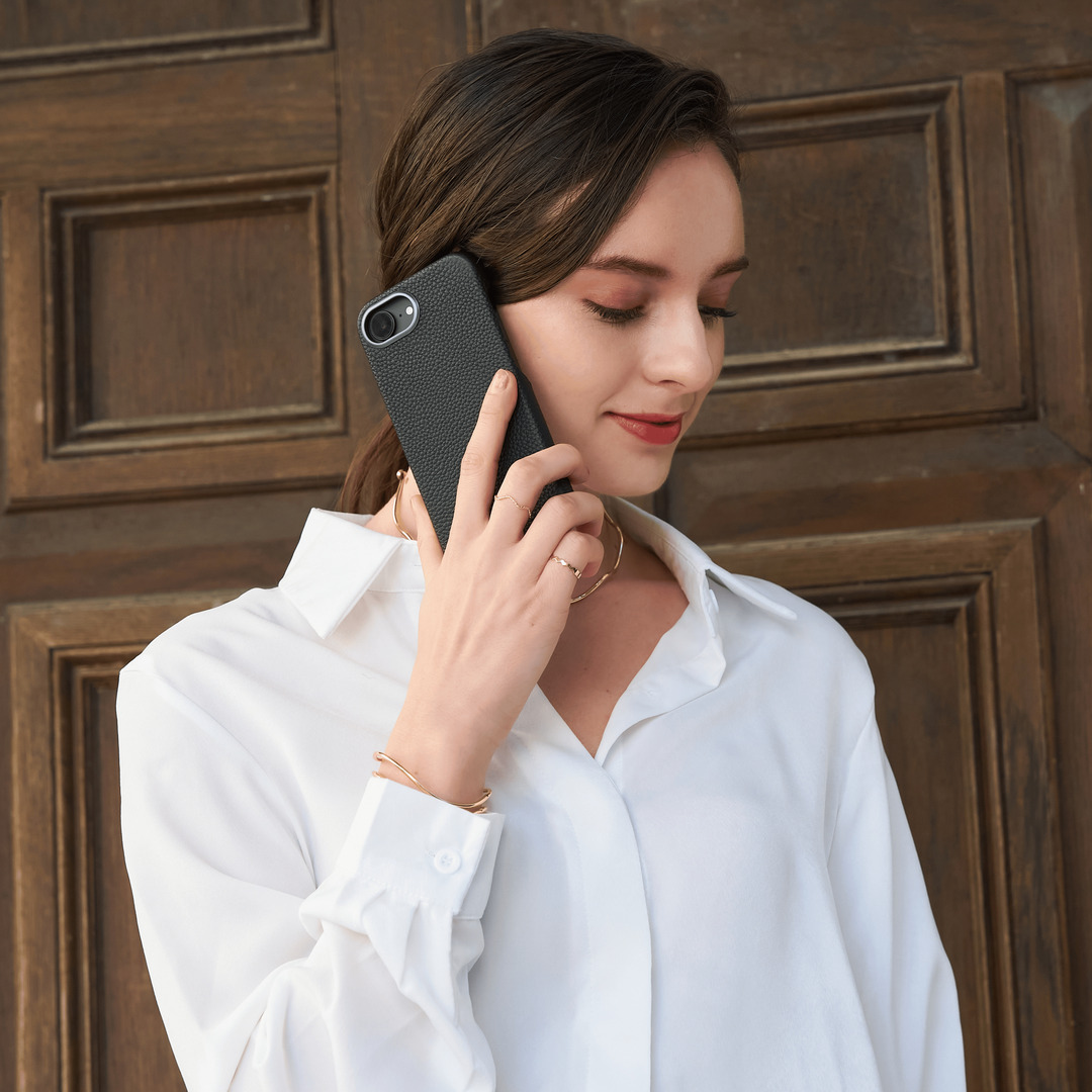 Back Cover Case 本革iPhoneケース＜専用箱付き＞