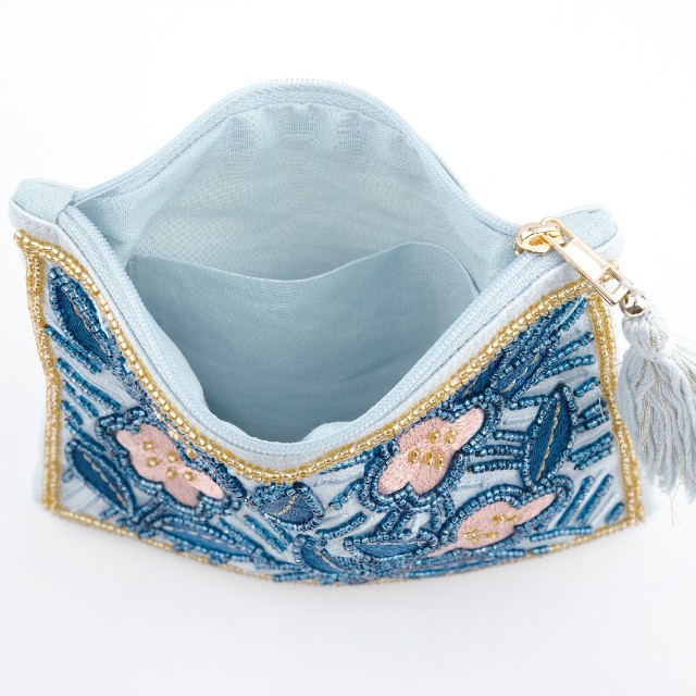 きらめく刺繍の花咲くポーチ Paljeeザリ刺繍ポーチ