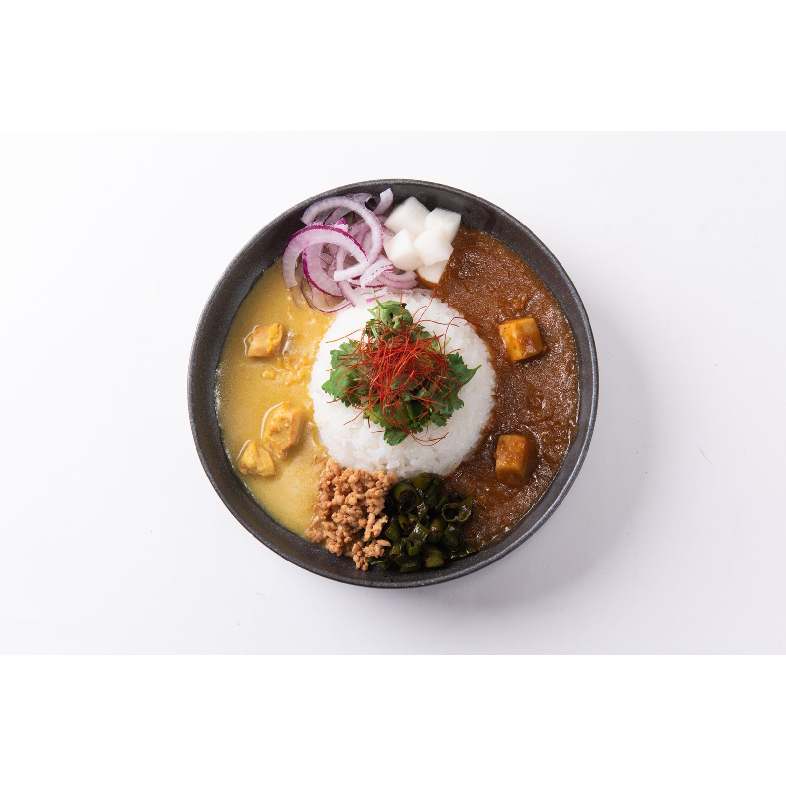 レモン香るクリーミーチキンカレー・痺れる辛さ四川風麻婆カレー