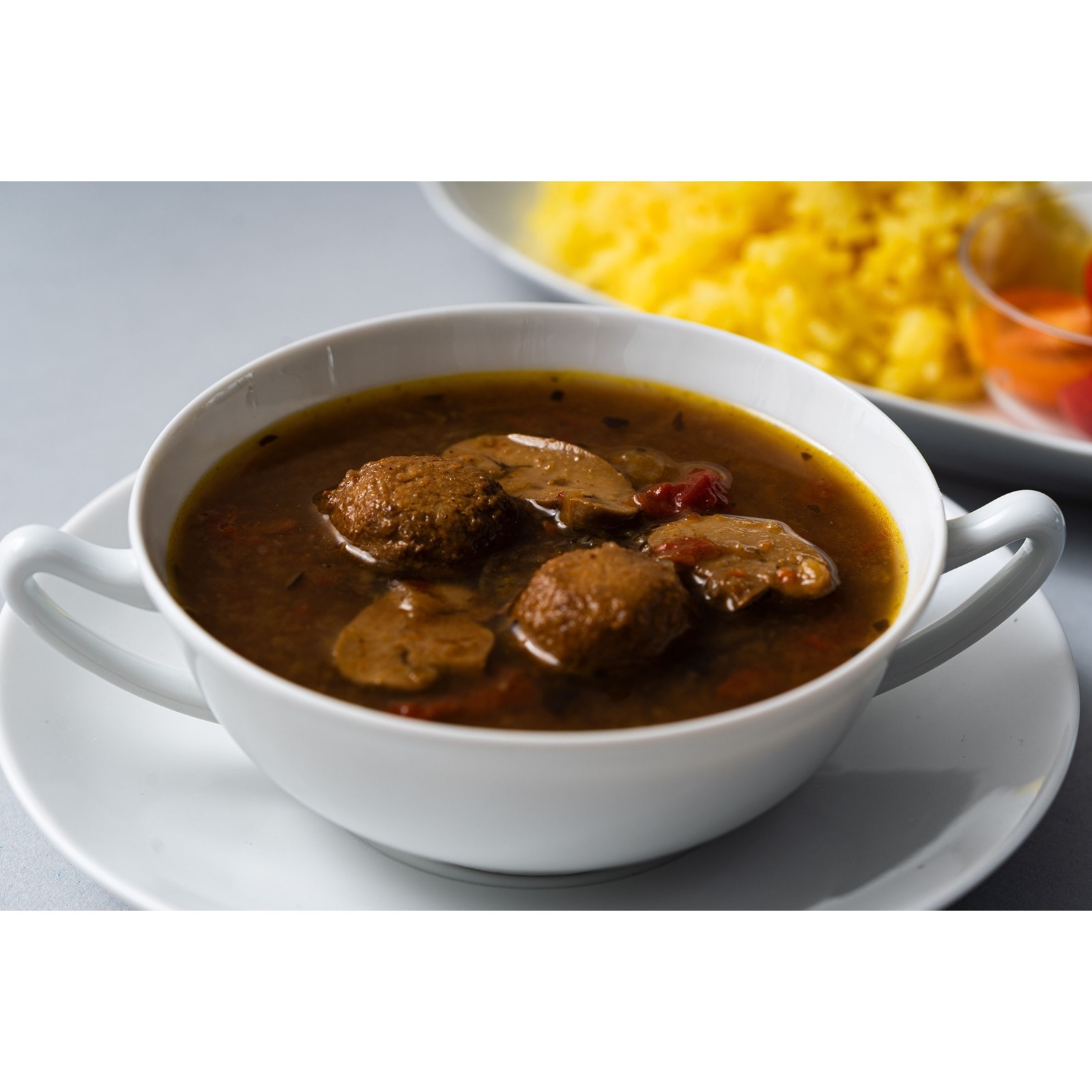 フランス産有機ハーブ出汁ダルヤと紅茶鴨の薫るスープカレー