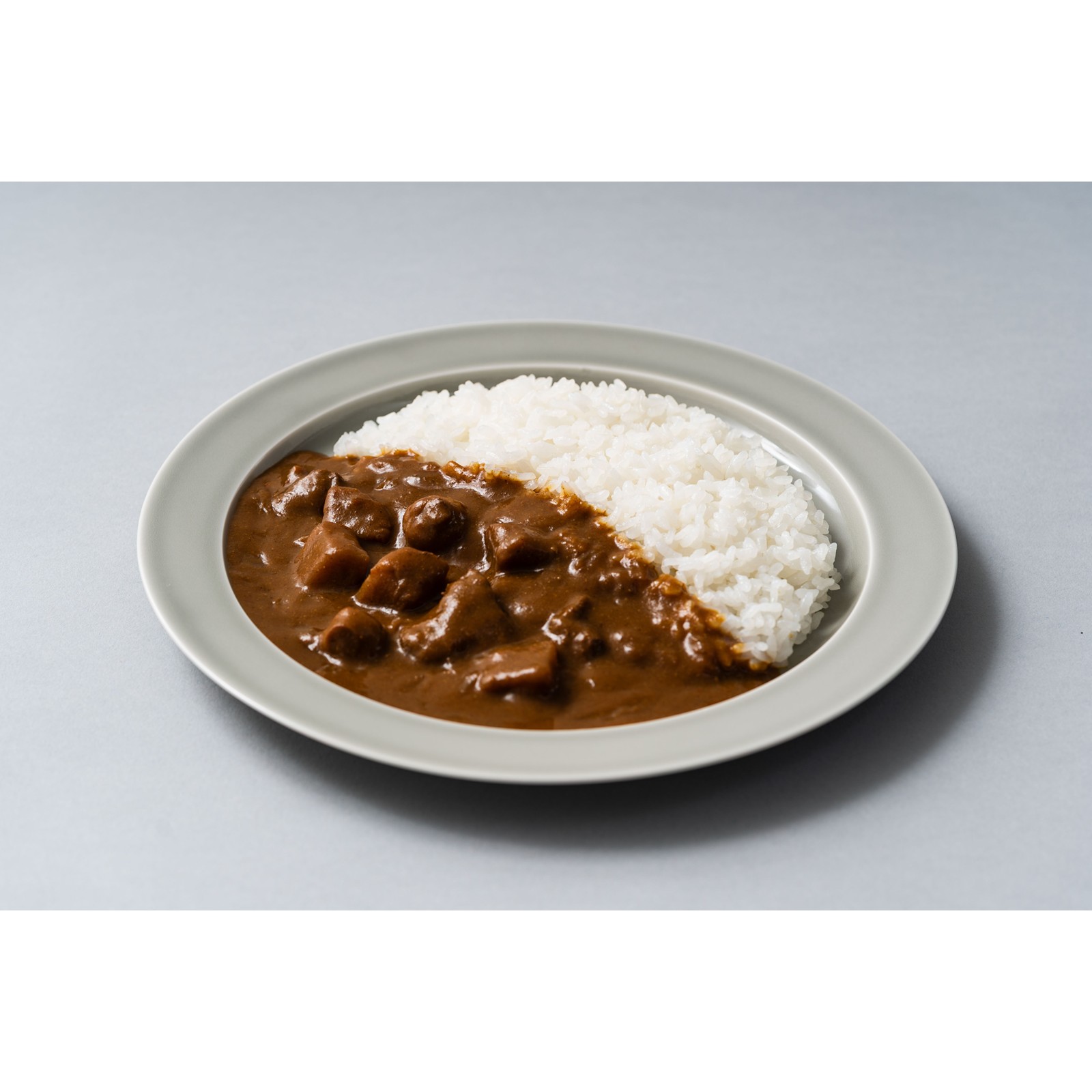 国産牛カレー6種食べ比べ