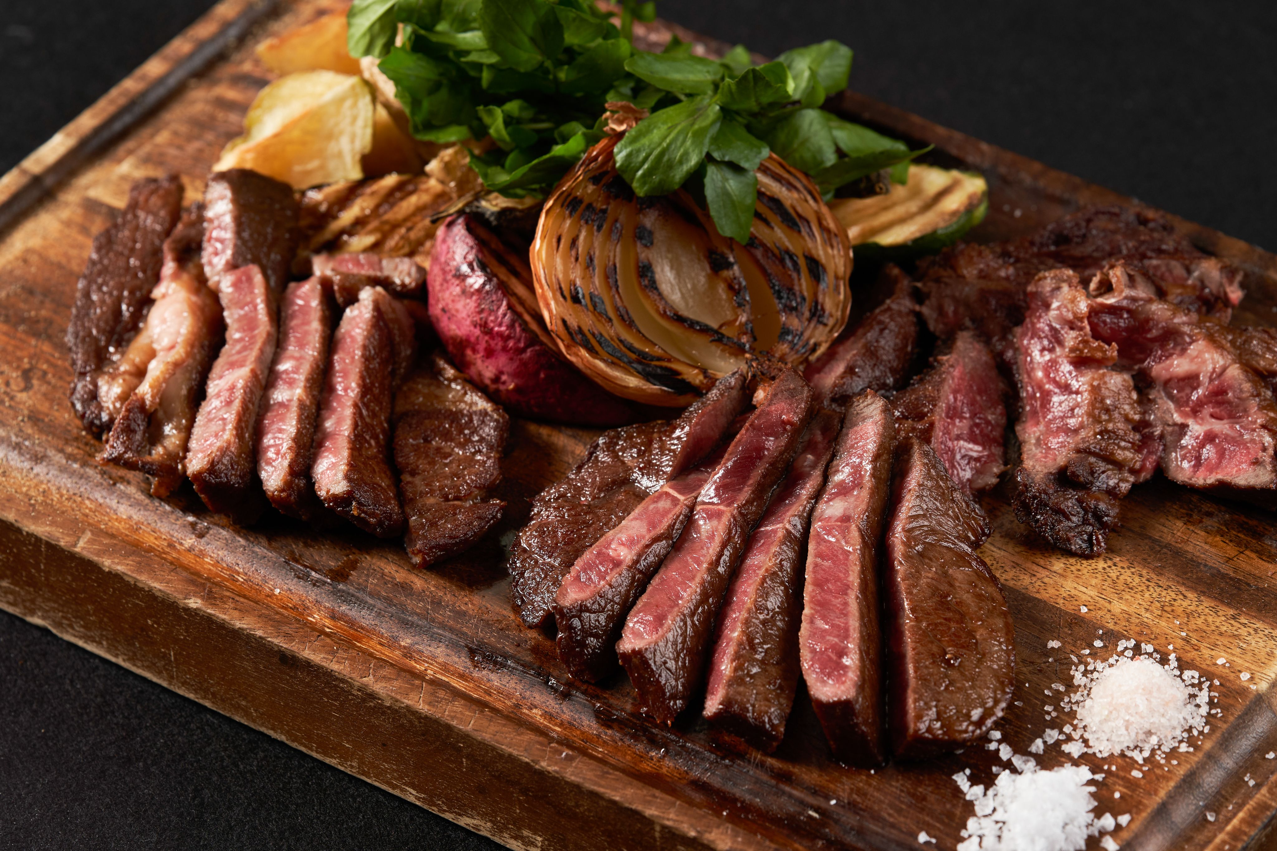 【格之進】 門崎熟成肉ステーキおもてなしセット