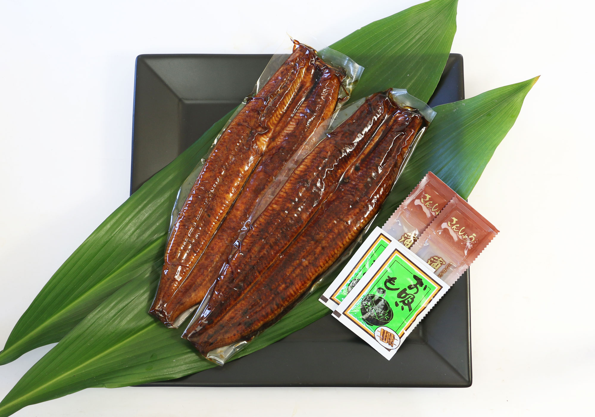 浜松、浜名湖うなぎ特大蒲焼２尾