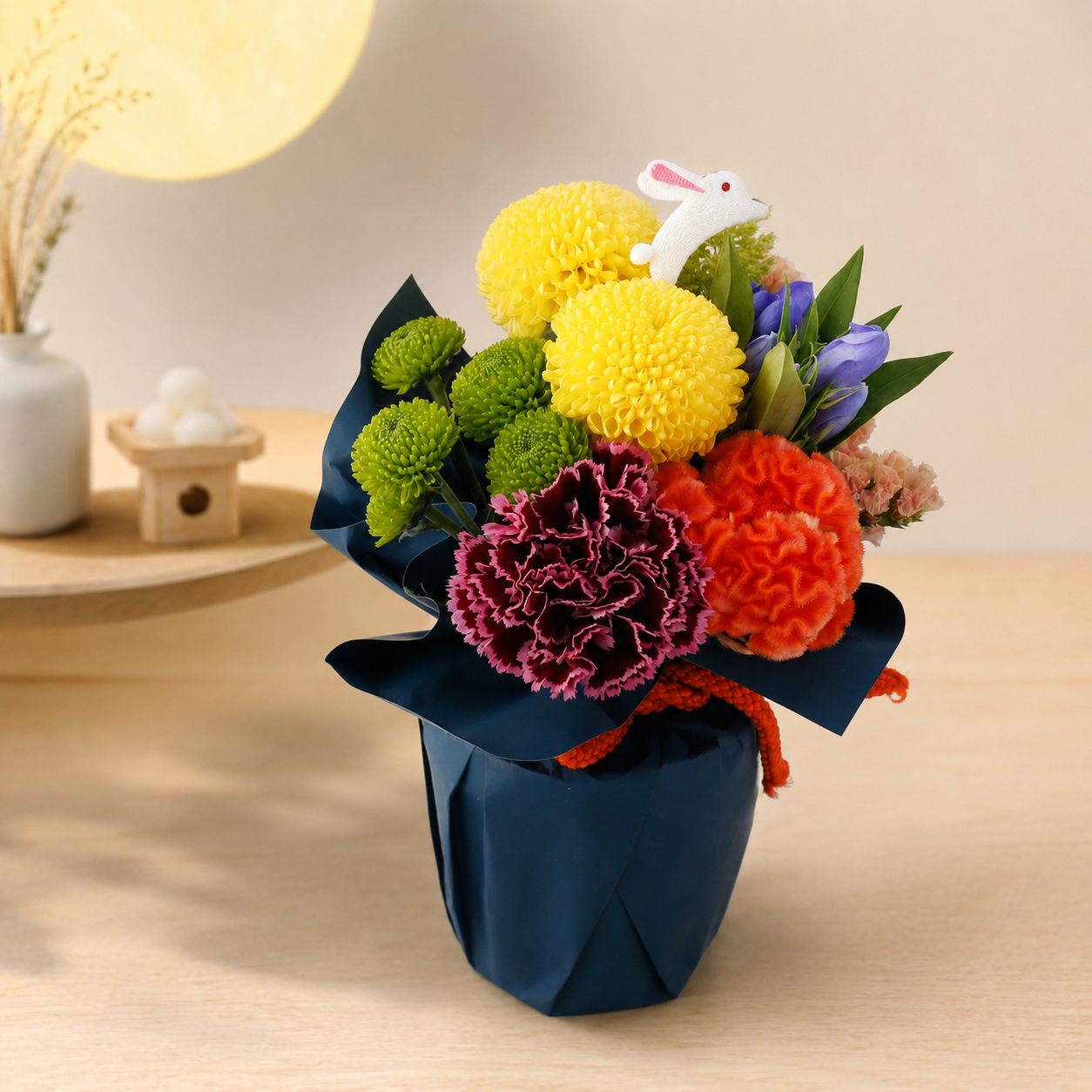 【敬老の日・お月見】GODIVAクッキーと生花 アレンジメントセット「月宵（つきよい）うさぎ」