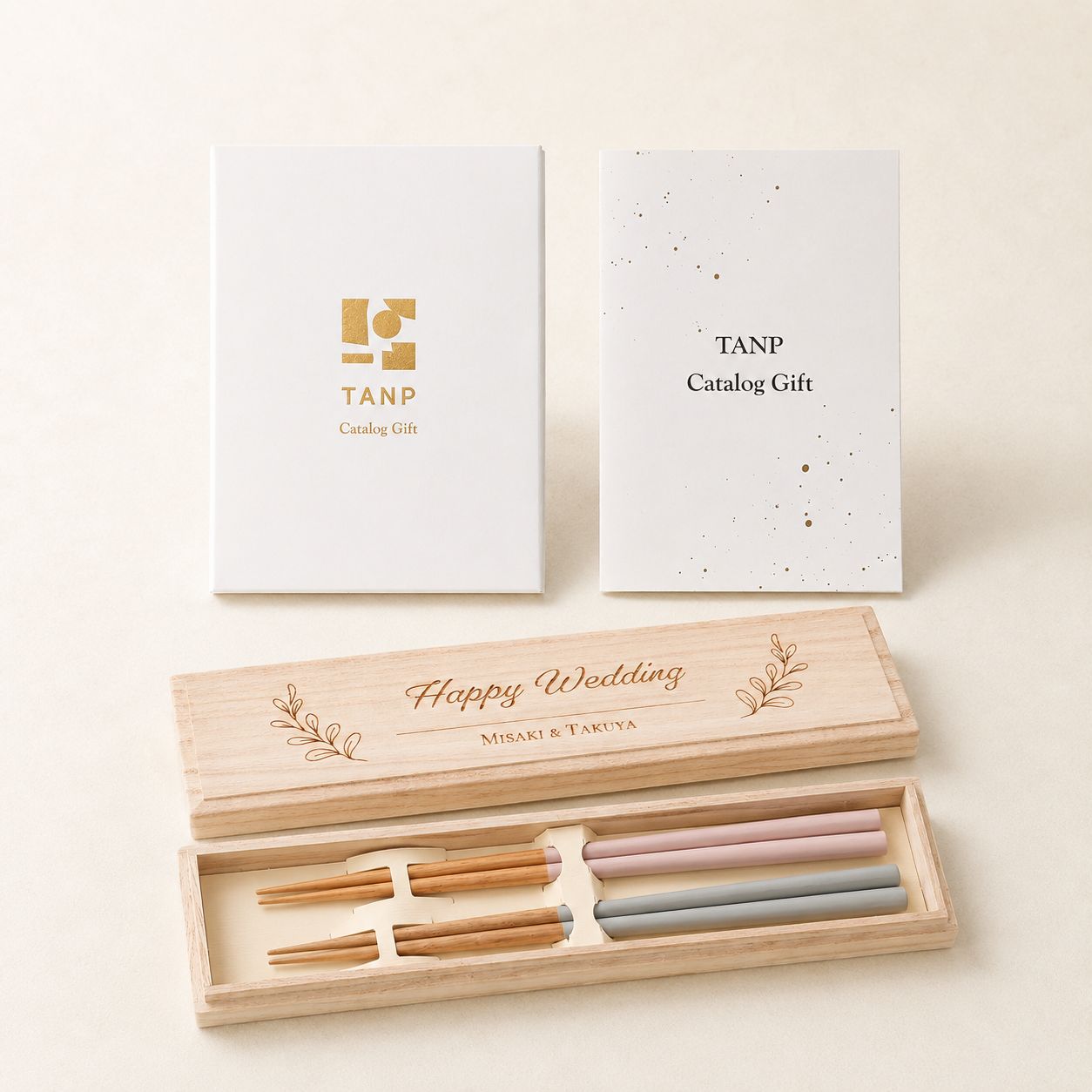 【デザイン&名入れ刻印】ペア木箱入り夫婦箸とカタログギフトセット