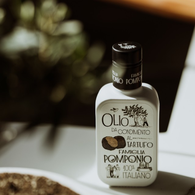 エクストラバージンオリーブオイル（トリュフ） 250ml