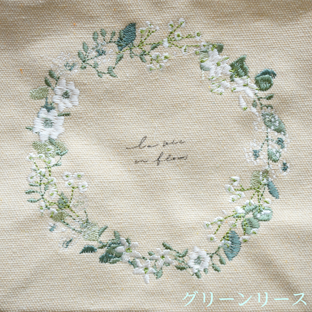 【ito&】 柔らかい色彩の刺繍が美しいミニトートバッグ