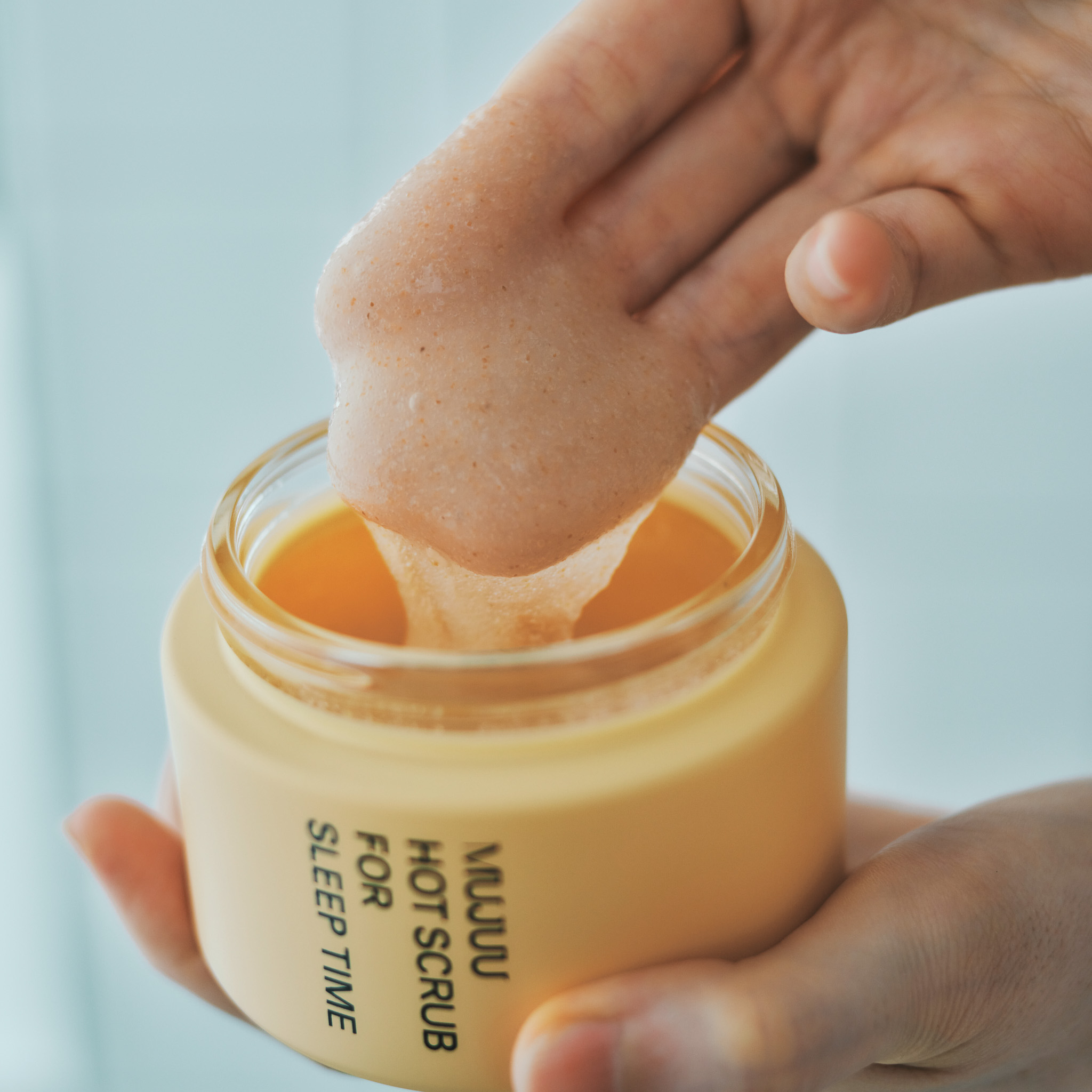 MUJUU HOT SCRUB
