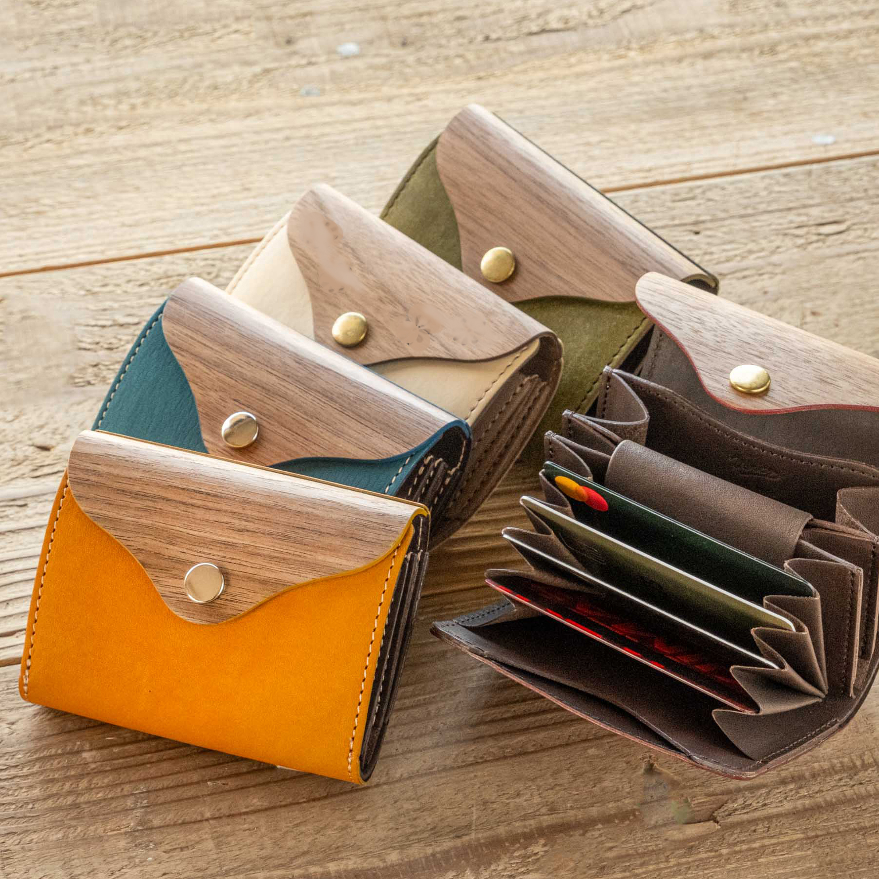 REAL WOOD Palm wallet
