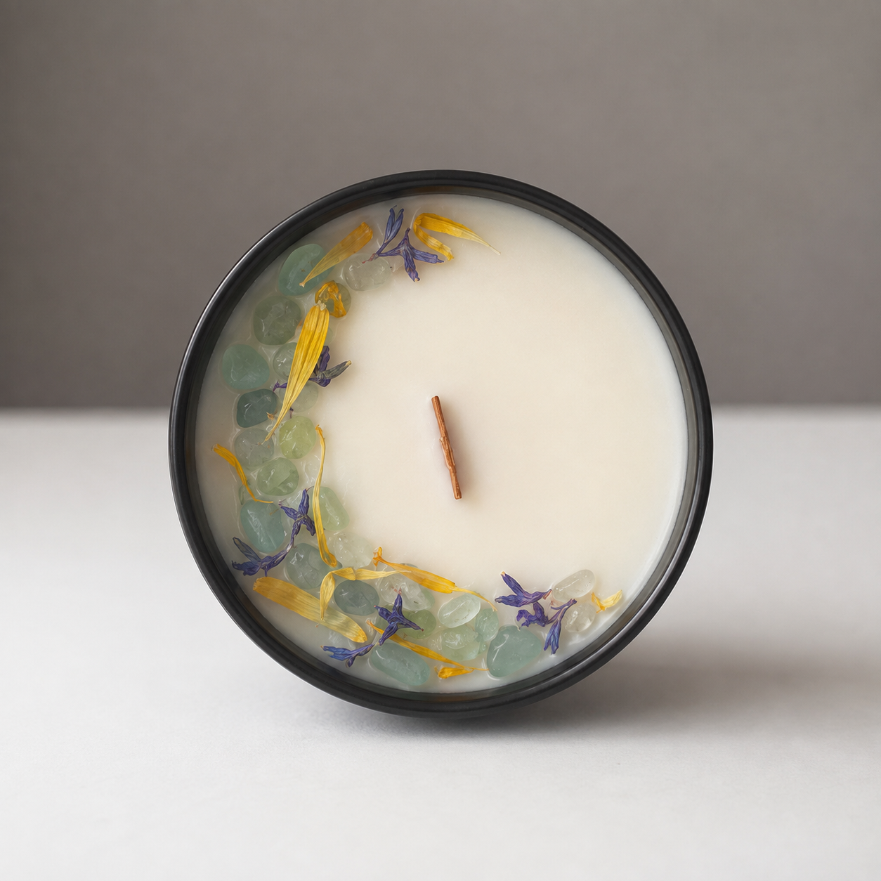 Stone Candle – Aquamarine（天然石アロマSOYキャンドル）