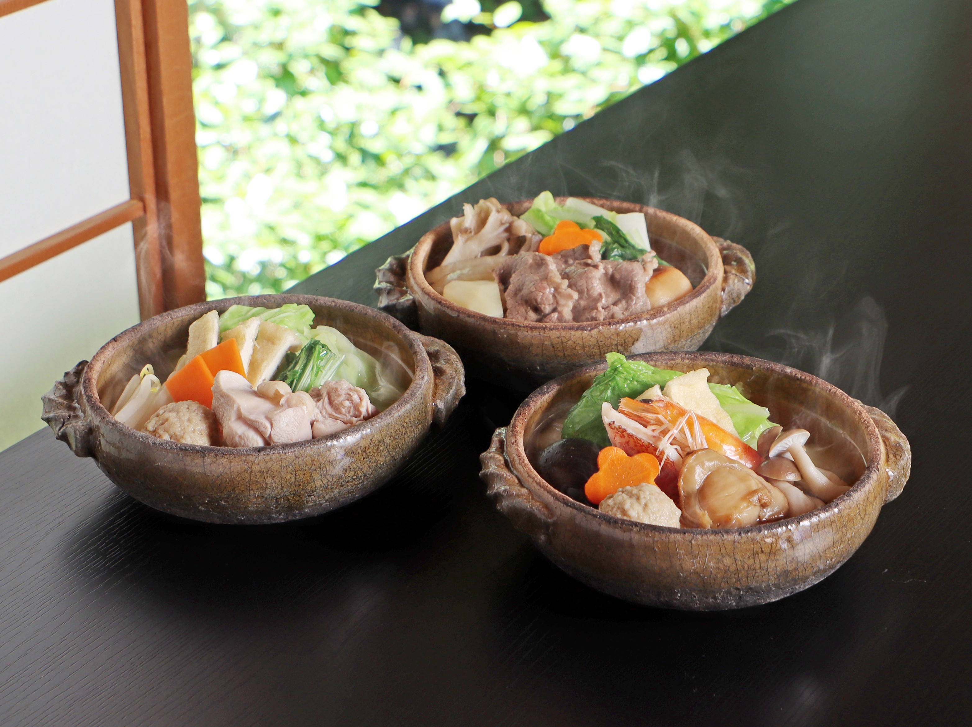 料亭の彩り個鍋