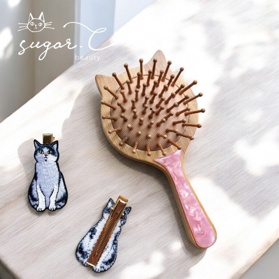 ネコの刺繍ヘアクリップ（1つ入り）