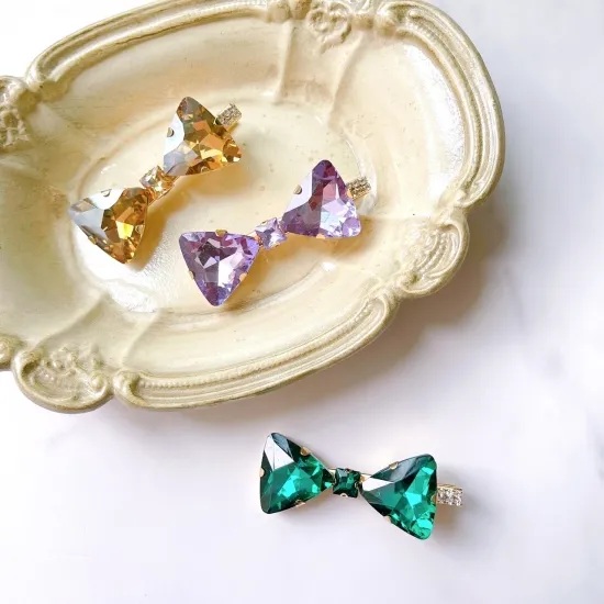 リボンのジュエルヘアクリップ