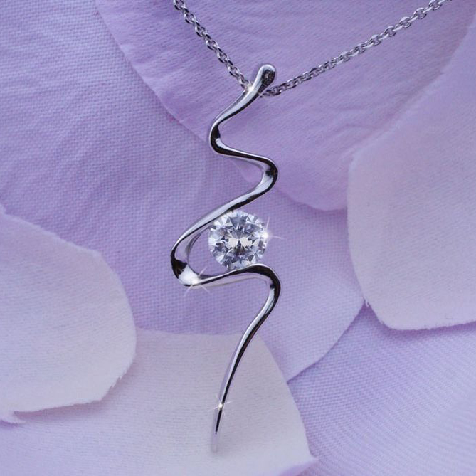 【Clementia】シャイニィウェイブネックレス