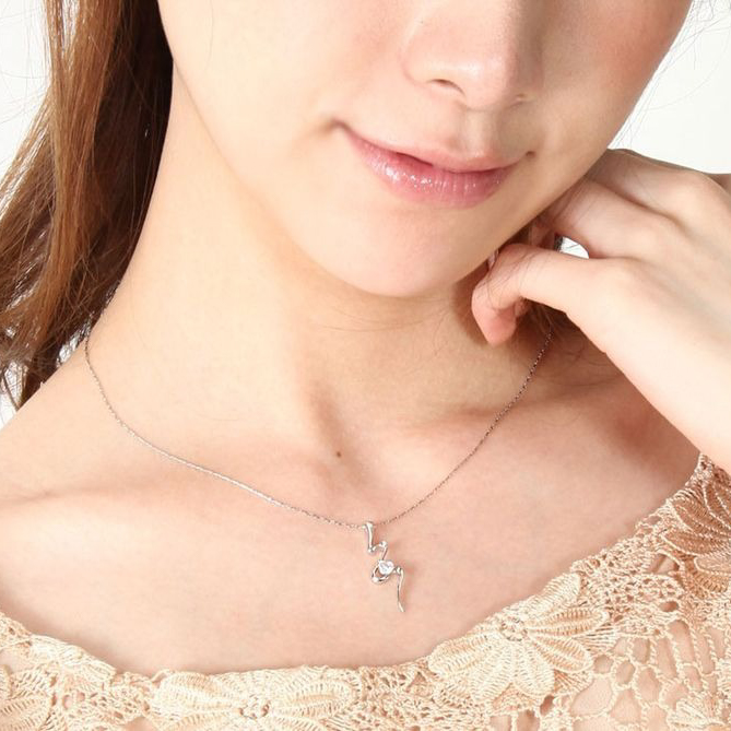 【Clementia】シャイニィウェイブネックレス