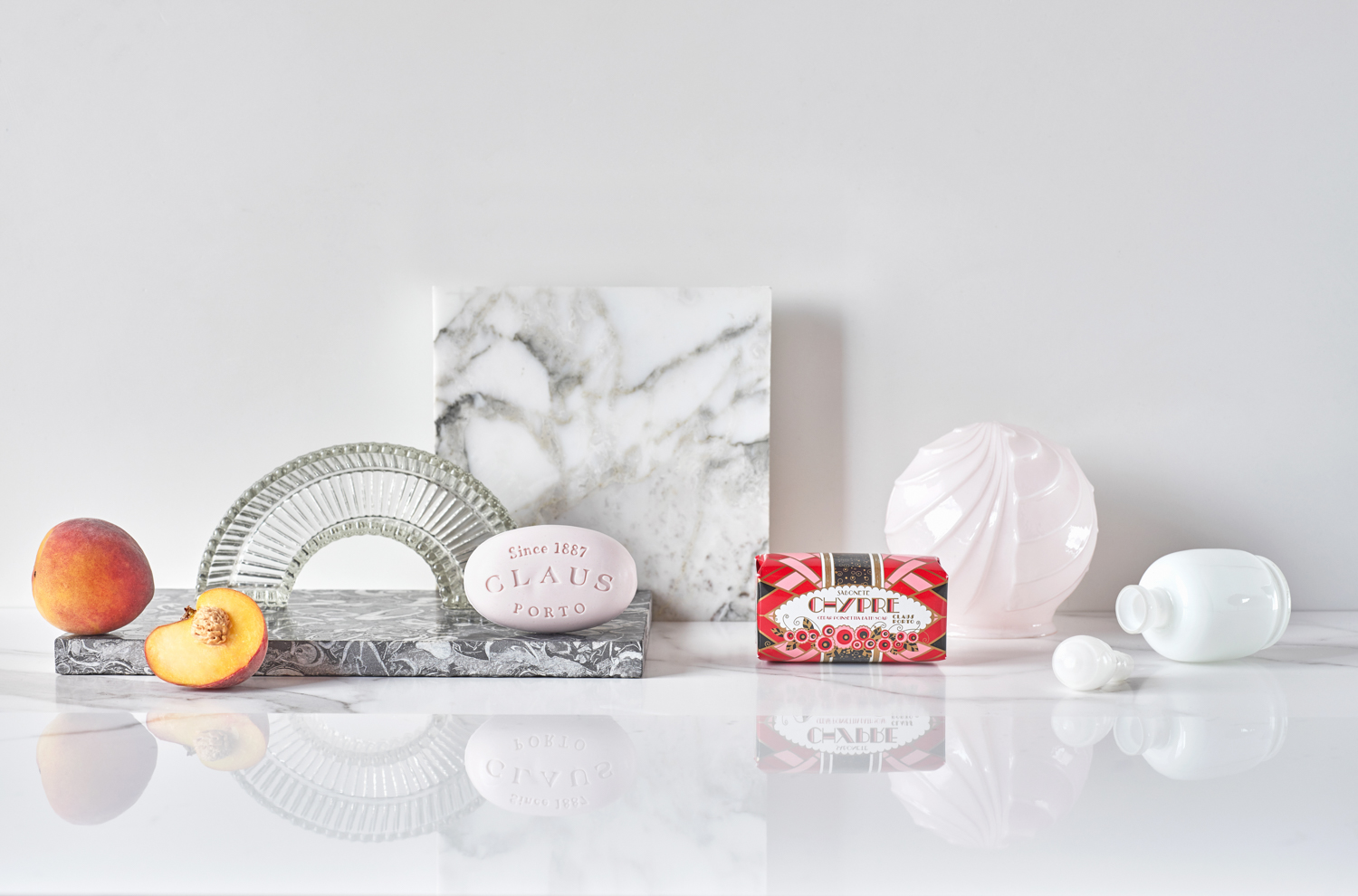 DECO COLLECTION GIFT BOX 9 MINI SOAPS