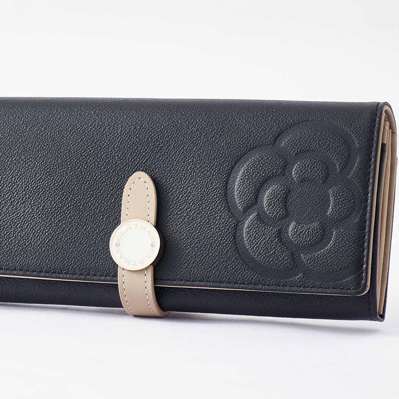 ブラン　長財布（かぶせ）