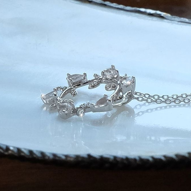 【Clementia】エレン オリーブリース ネックレス