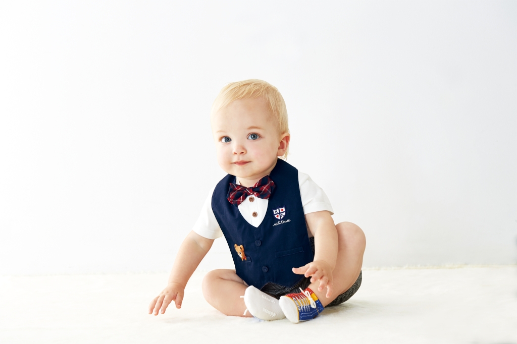 フォーマル風スタイ・ブルマセット