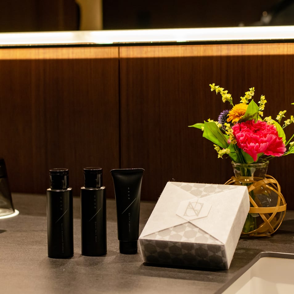 ビジネスマン向けセット"高級シャツ&スキンケア"