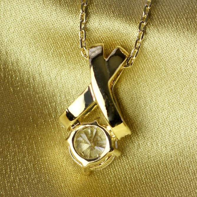 【Clementia】ニコールクロスネックレス