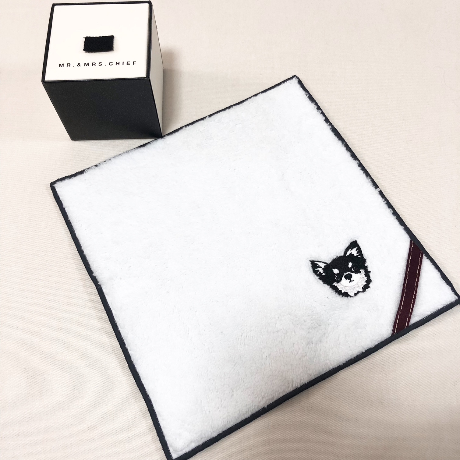 ハンカチ［INU］