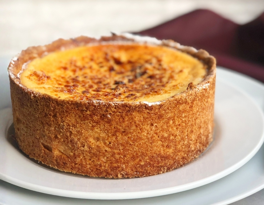 誕生日ケーキ 即日出荷 着日指定 キャラメルチーズタルト 15㎝ (4〜6名様用) 