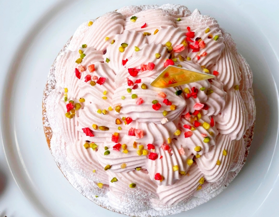 誕生日ケーキ 即日出荷 着日指定 あまおうとゆめのかモンブランタルト 14㎝ (4〜6名様用)