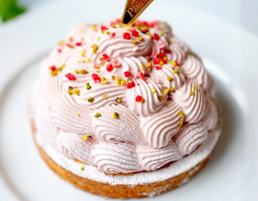 誕生日ケーキ 即日出荷 着日指定 あまおうとゆめのかモンブランタルト 14㎝ (4〜6名様用)