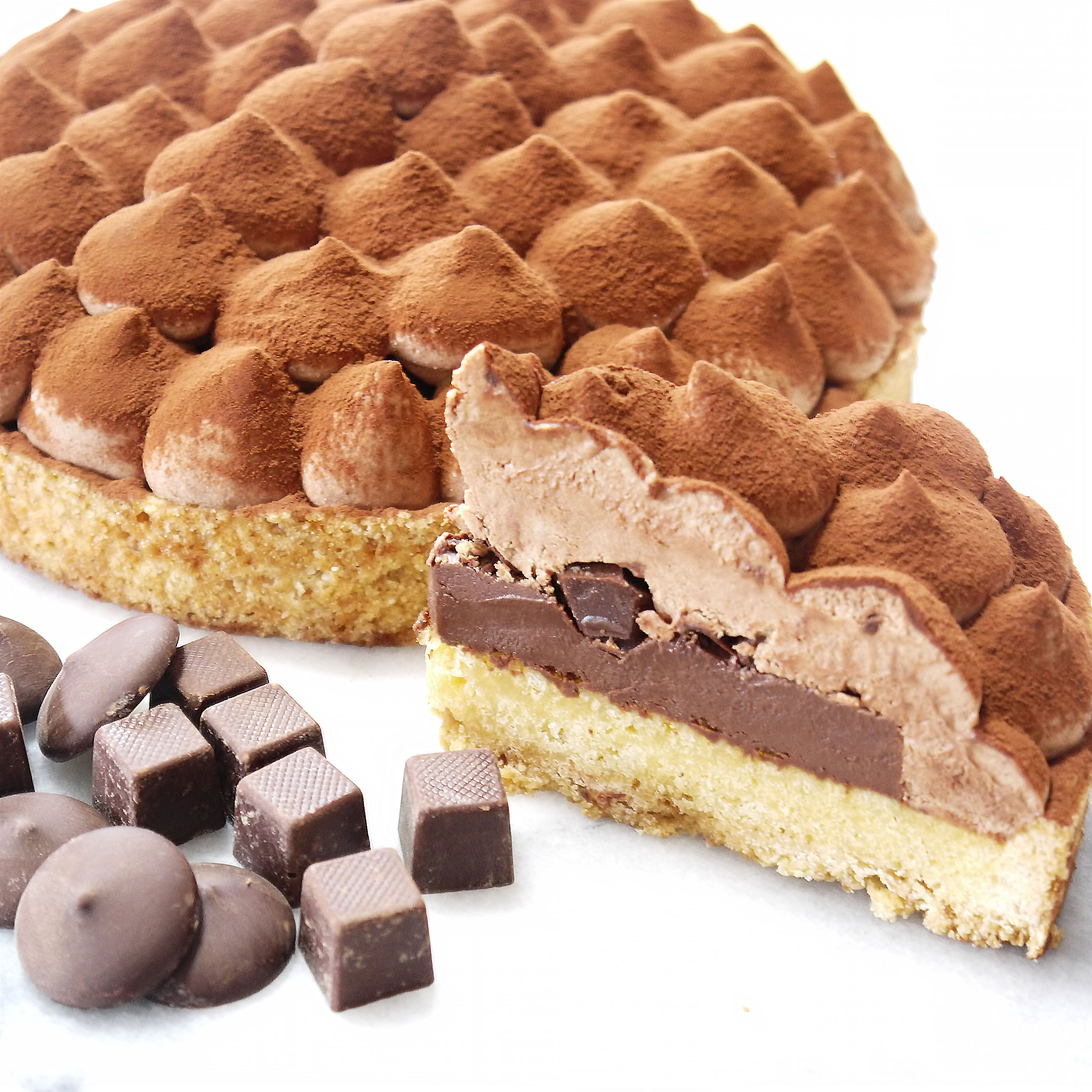 クリスマス雑貨付き　５層で味わう大人のリッチチョコタルト 14㎝ (4〜6名様用) ギフト 結婚祝 出産祝 無添加 お菓子【クリスマス 2025 早割 誕生日ケーキ タルト】 