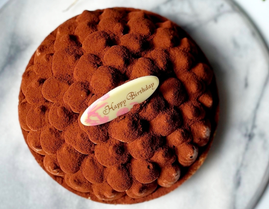 誕生日ケーキ 即日出荷 着日指定 ５層で味わう大人のリッチチョコタルト 14㎝ (4〜6名様用)