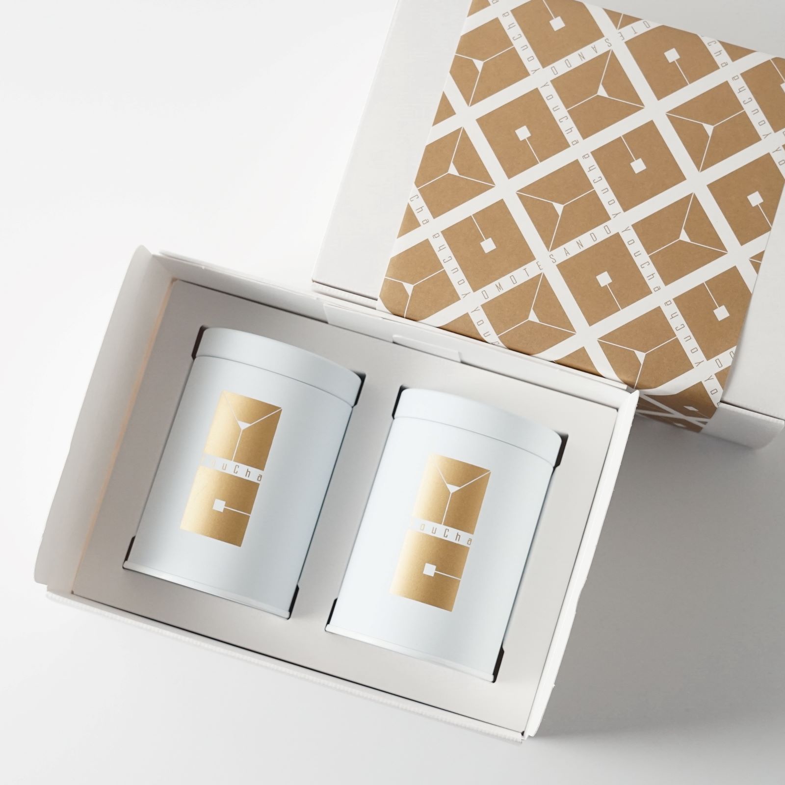 “機能×熟成”大人のための白茶と黒茶 缶入2種セット（白牡丹+特級プーアール茶)