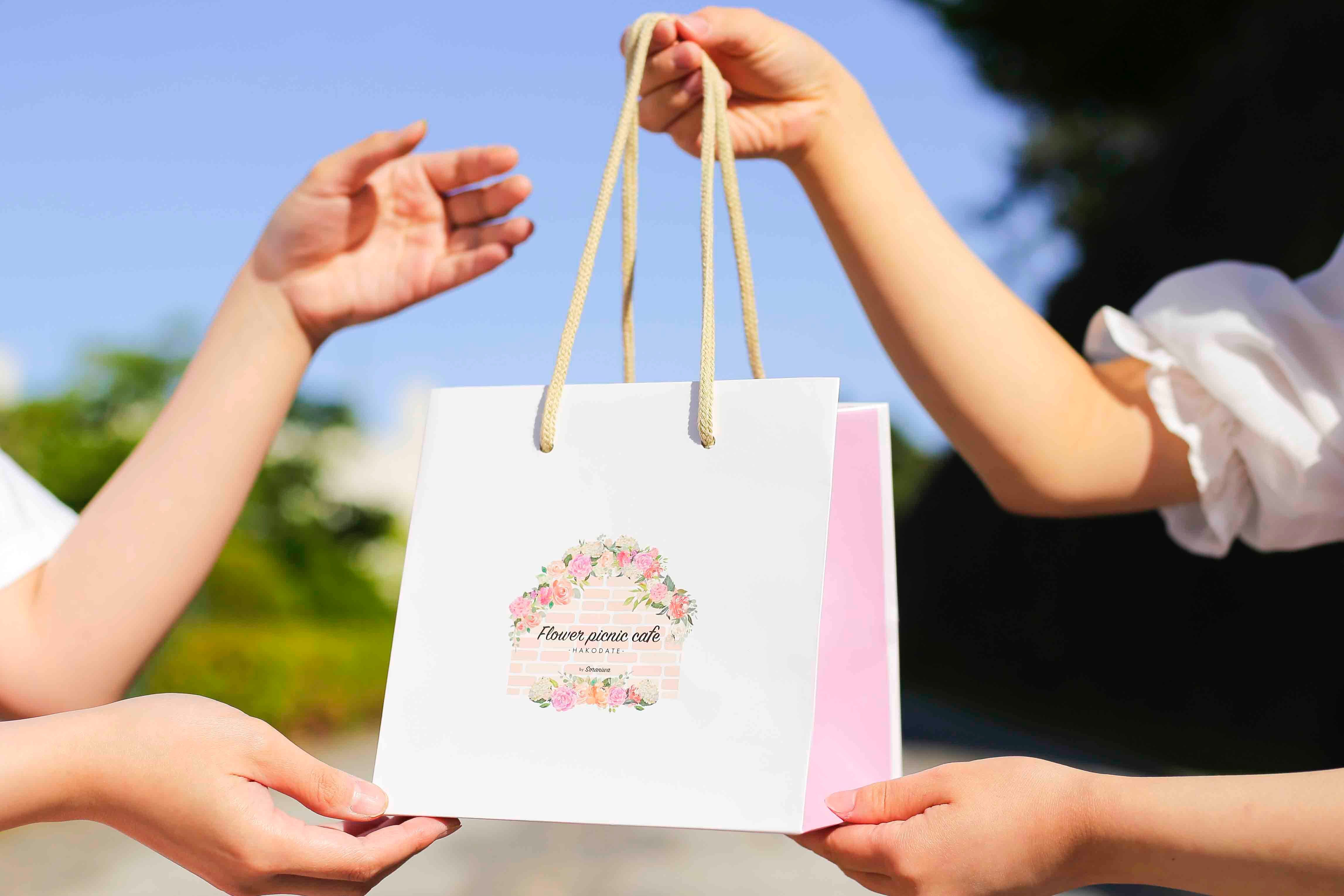 【食べられるお花】ボックスフラワーケーキ