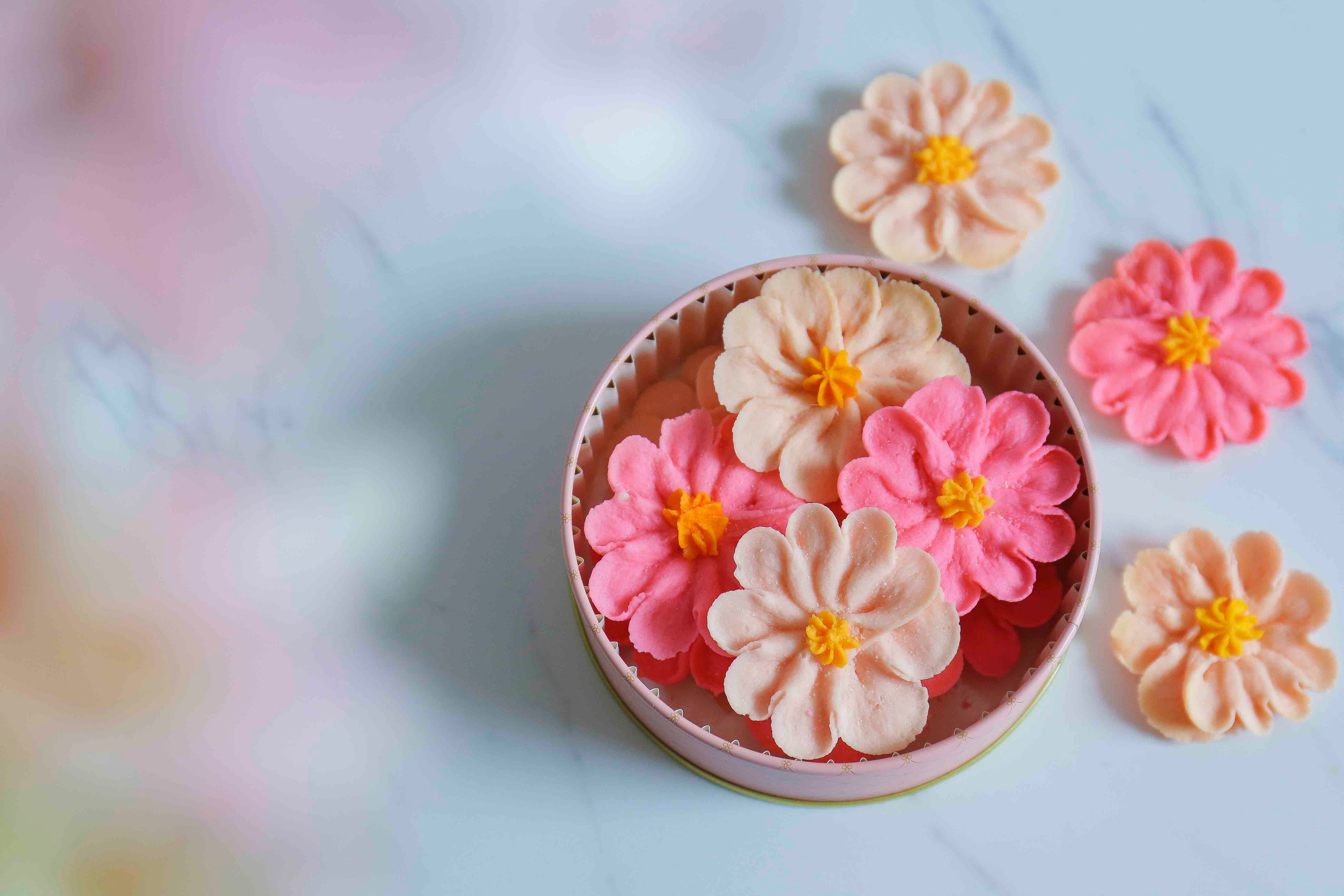 お花のぼうろ「コスモス＆マーガレット」２缶セット