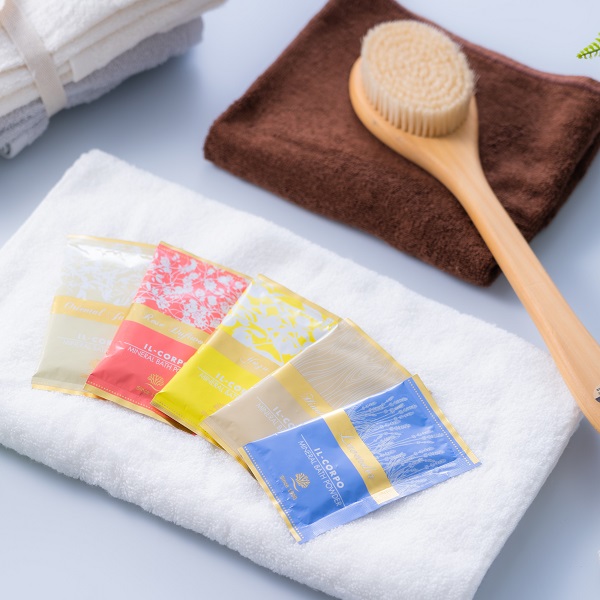 ミネラルバスパウダーグリーティングギフト 