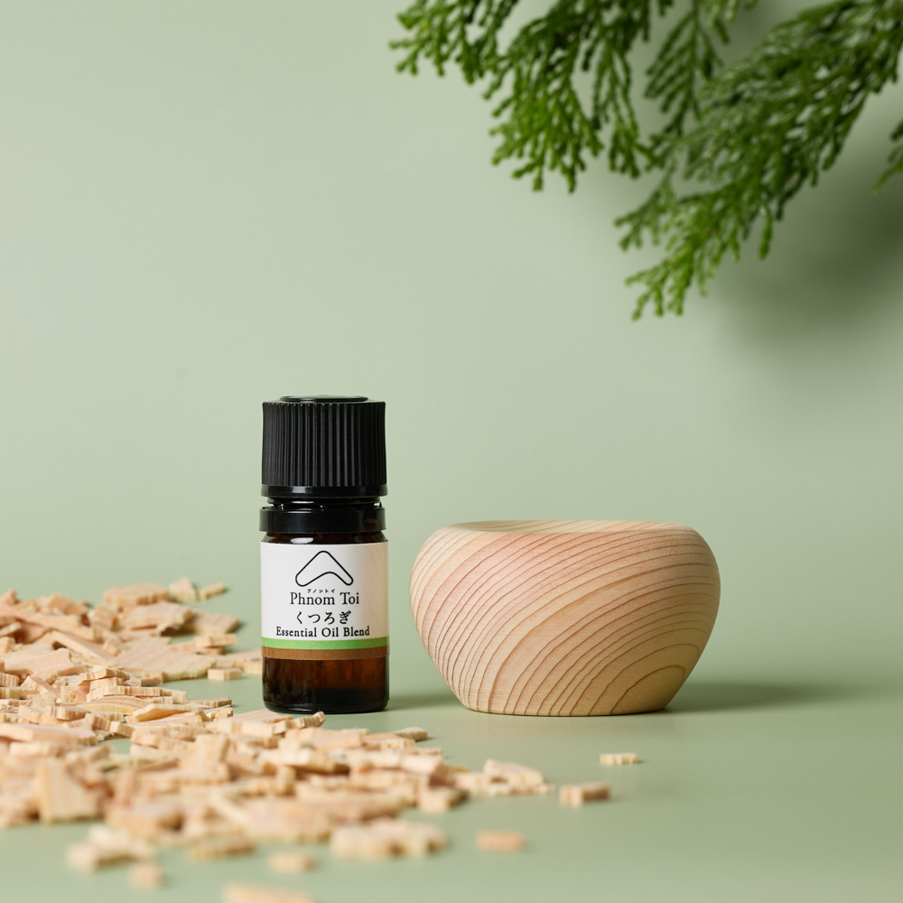 くつろぎブレンド精油5ml＋ウッドディフューザー［檜］セット の画像